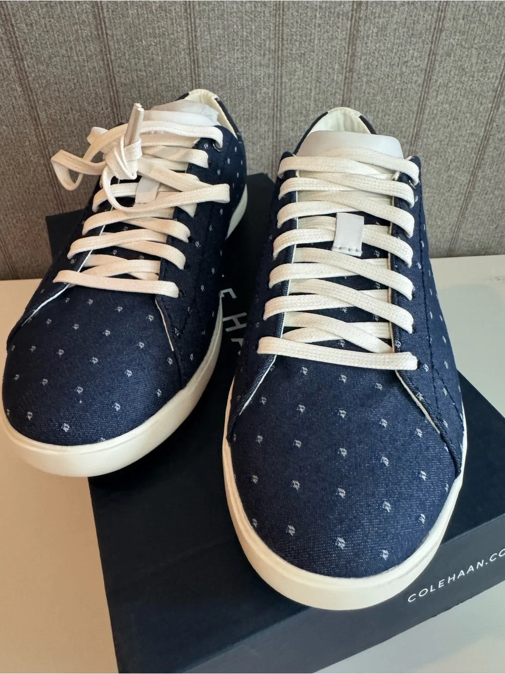 New Cole Haan Women Grand Crosscourt II Sneaker Pka Dot Chmbray Size 5.5